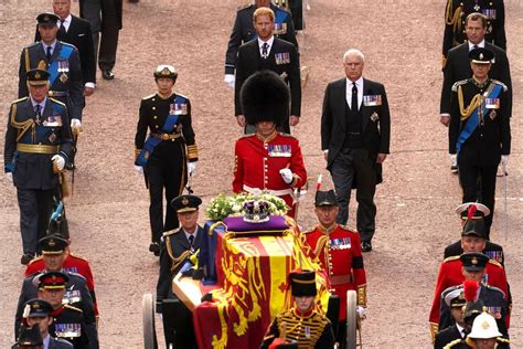 queen elizabeth funeral procession music